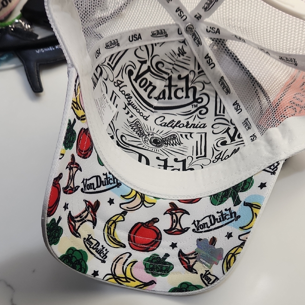 Von Dutch White Fruit And Logo Patch Trucker Hat - Picture 4 of 8